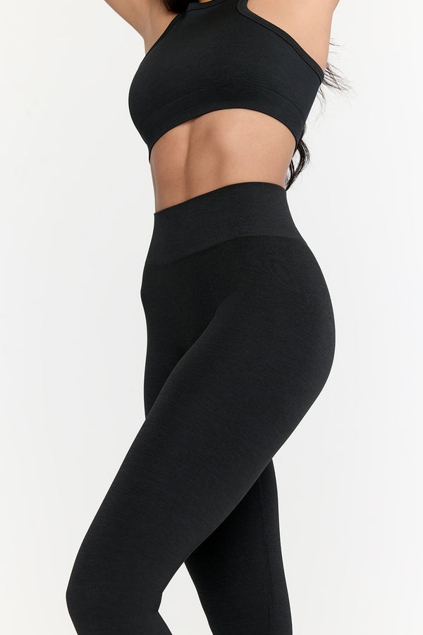Yoga High-Waisted Performance Rib Leggings (Plus Size) in BLACK