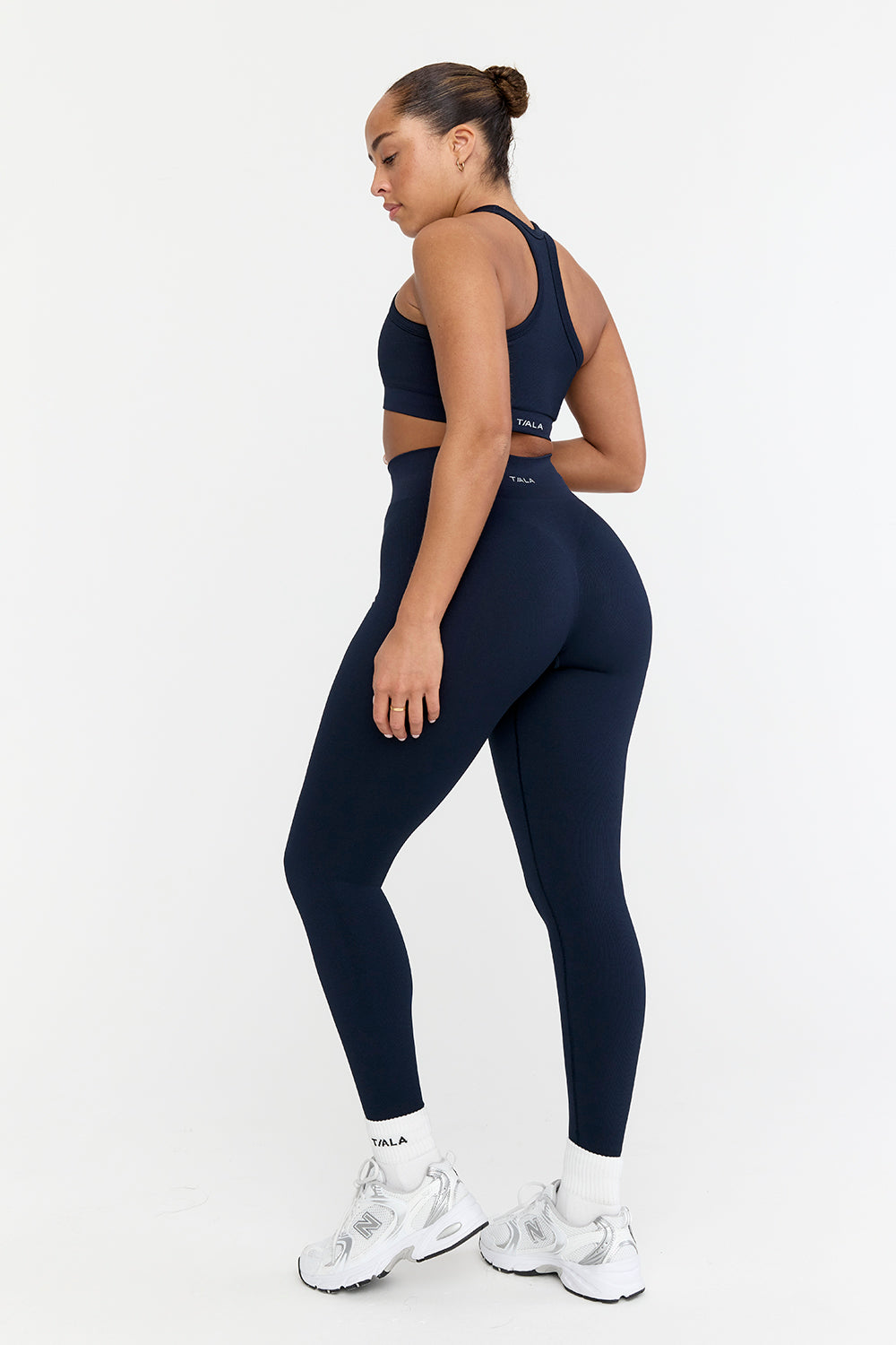 SCULPT SEAMLESS RIBBED HIGH WAISTED LEGGING - NAVY MARL – TALA