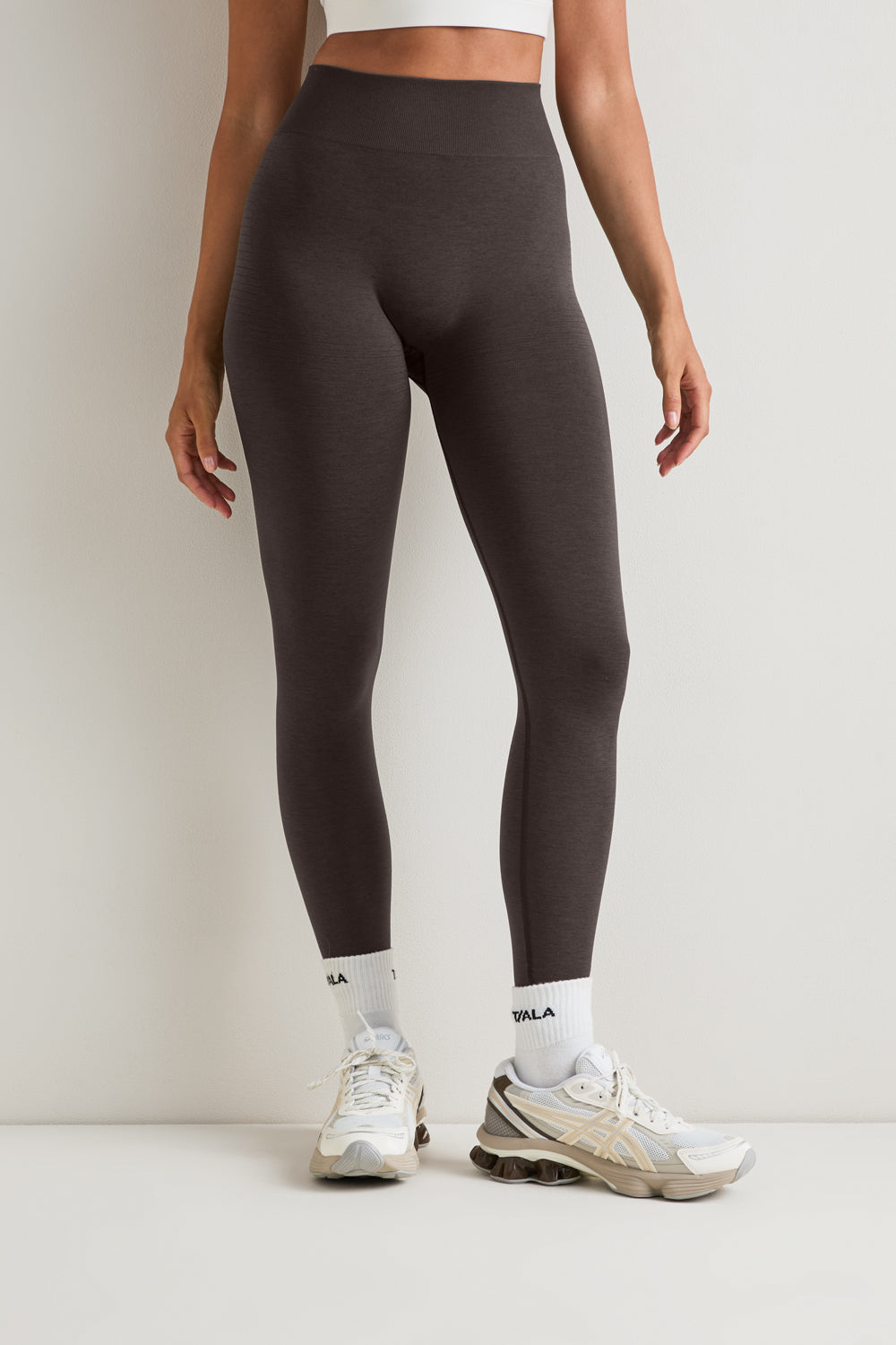Sculpt Seamless Scrunch Legging - Espresso Brown