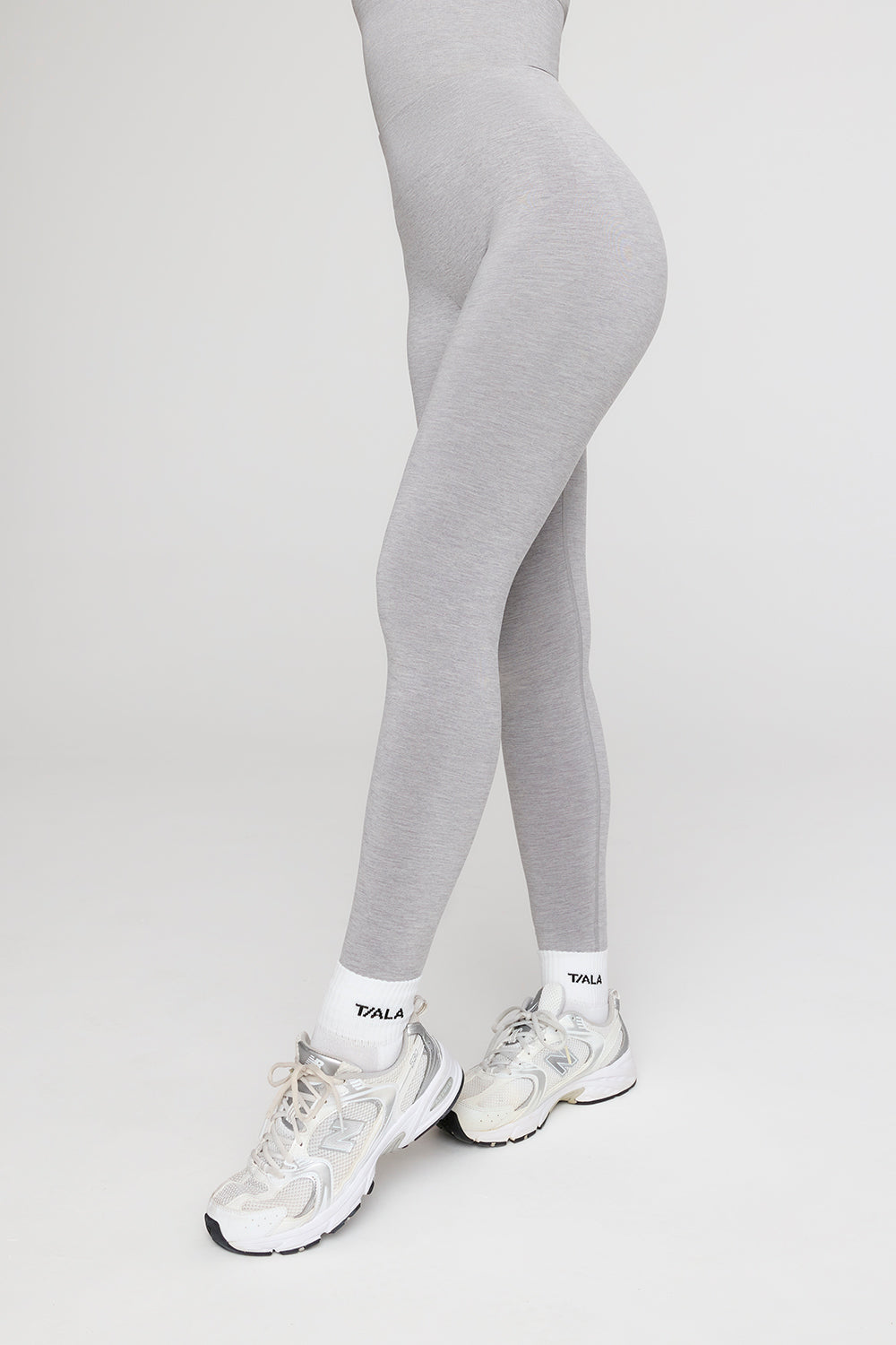 SCULPT SEAMLESS SCRUNCH LEGGING - LIGHT GREY MARL