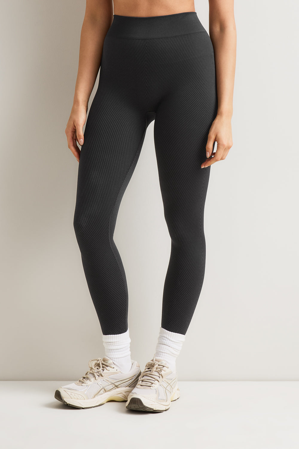 Seamless Rib Legging - Vintage Black