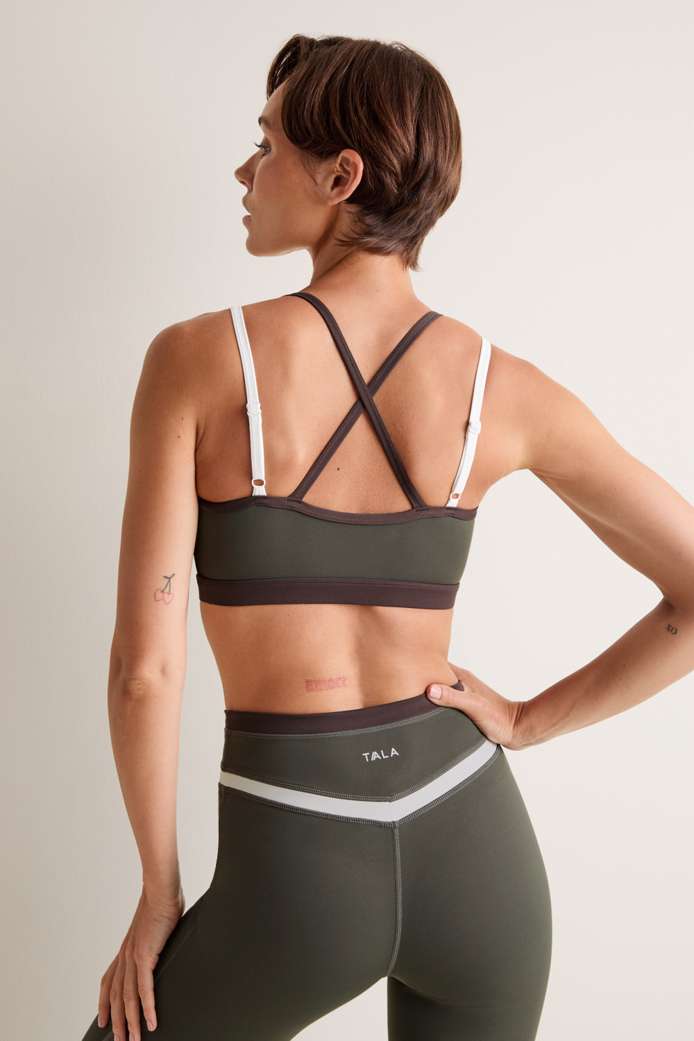 SkinLuxe Contrast Cross Strap Sports Bra - Dark Olive