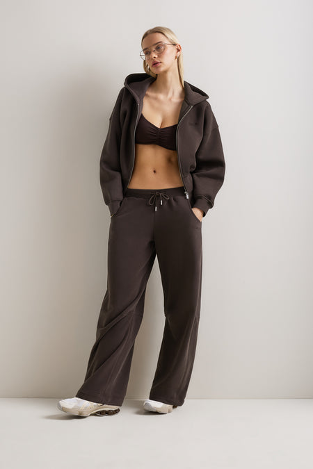 Barrel Leg Jogger - Americano