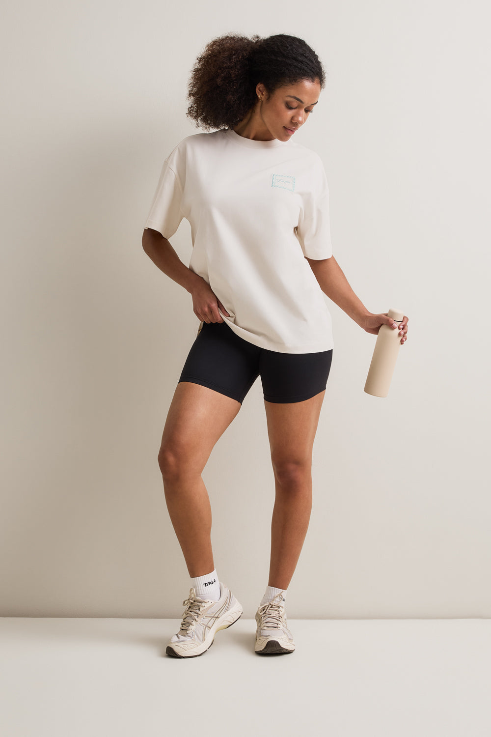 Seashells Graphic Tee - Ivory / Cyan Blue