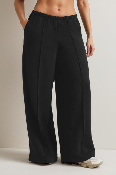 Mid Rise Pintuck Ultra Wide Leg Jogger - Black