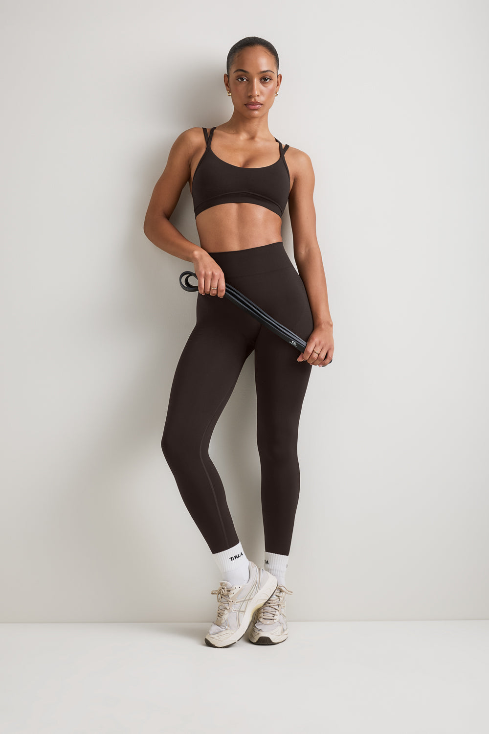 Sculpt Seamless Multi Strap Sports Bra - Americano