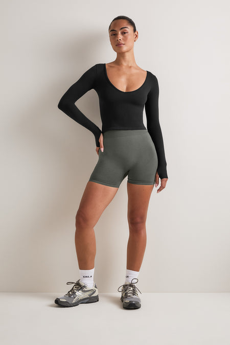 Sculpt Seamless Wide Scoop Neck Top - Black