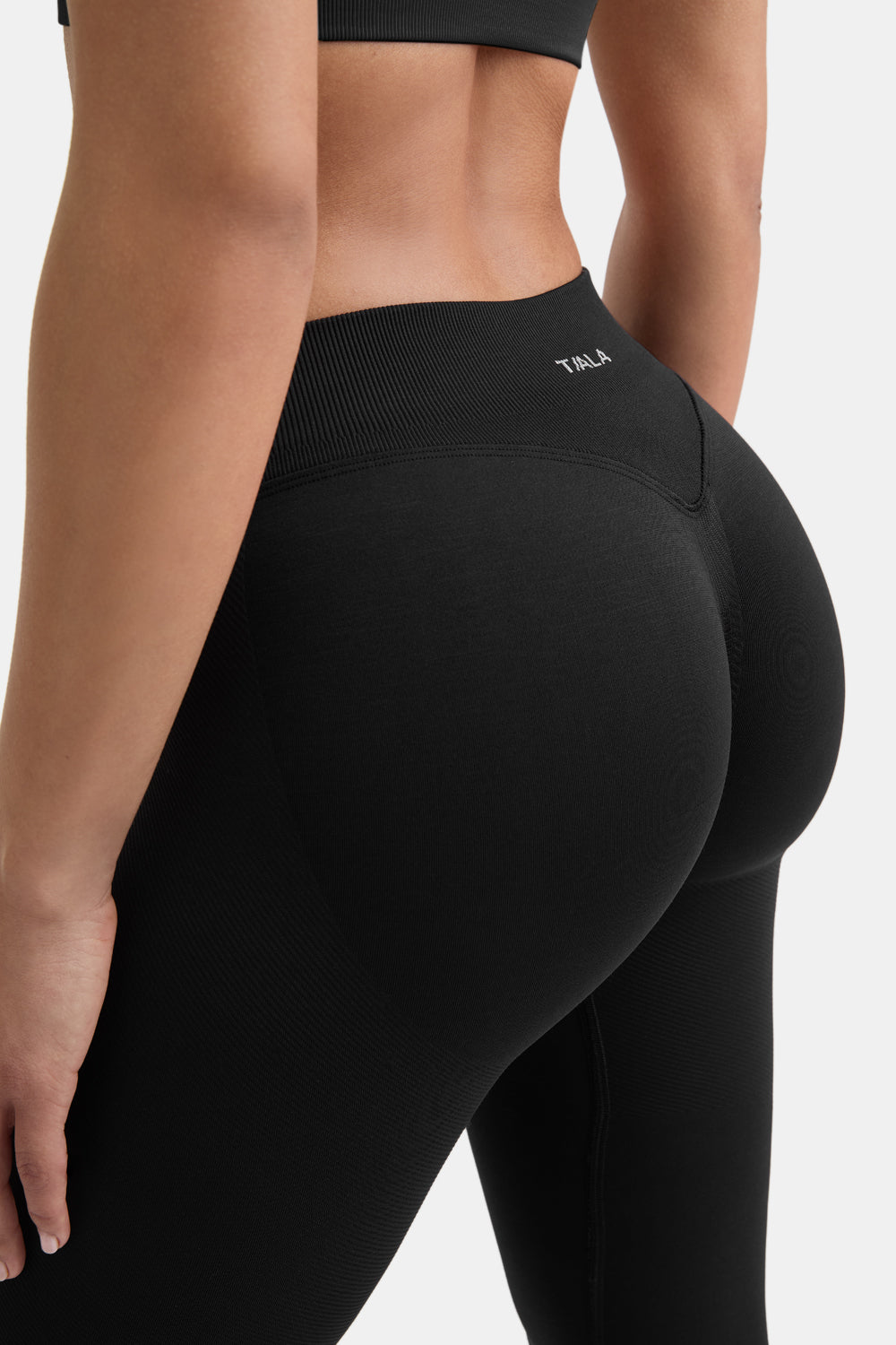 SCULPT SEAMLESS ULTRASCULPT LEGGING - BLACK