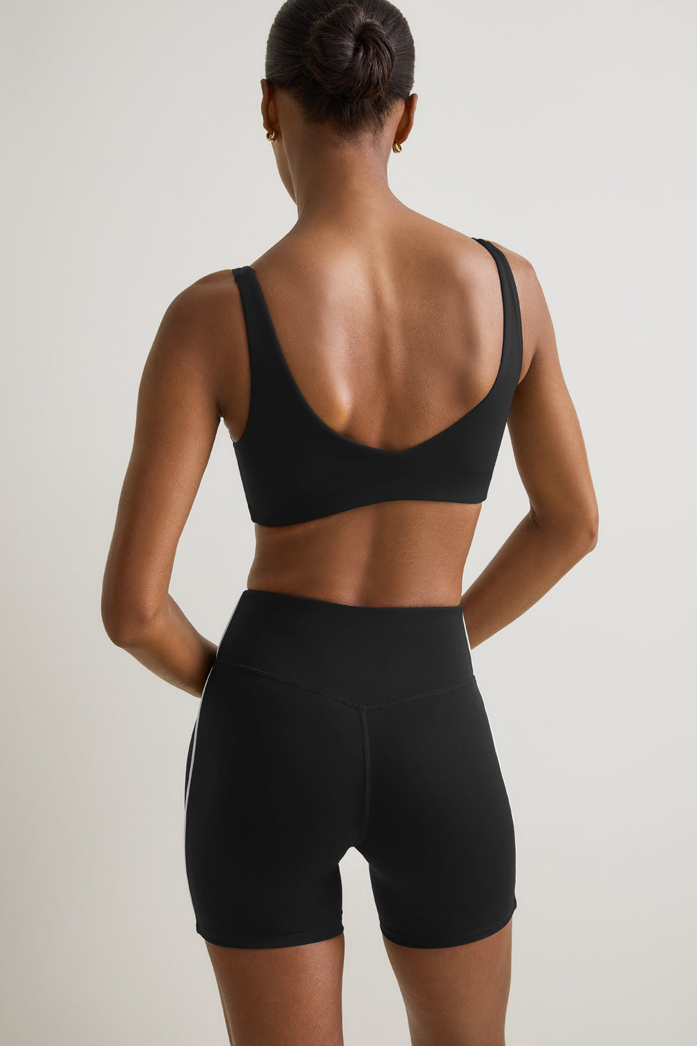 SkinLuxe Contrast Piping Short - Shadow Black