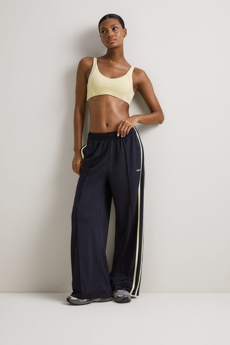 SkinLuxe Contrast Piping Sports Bra - Lemon Yellow