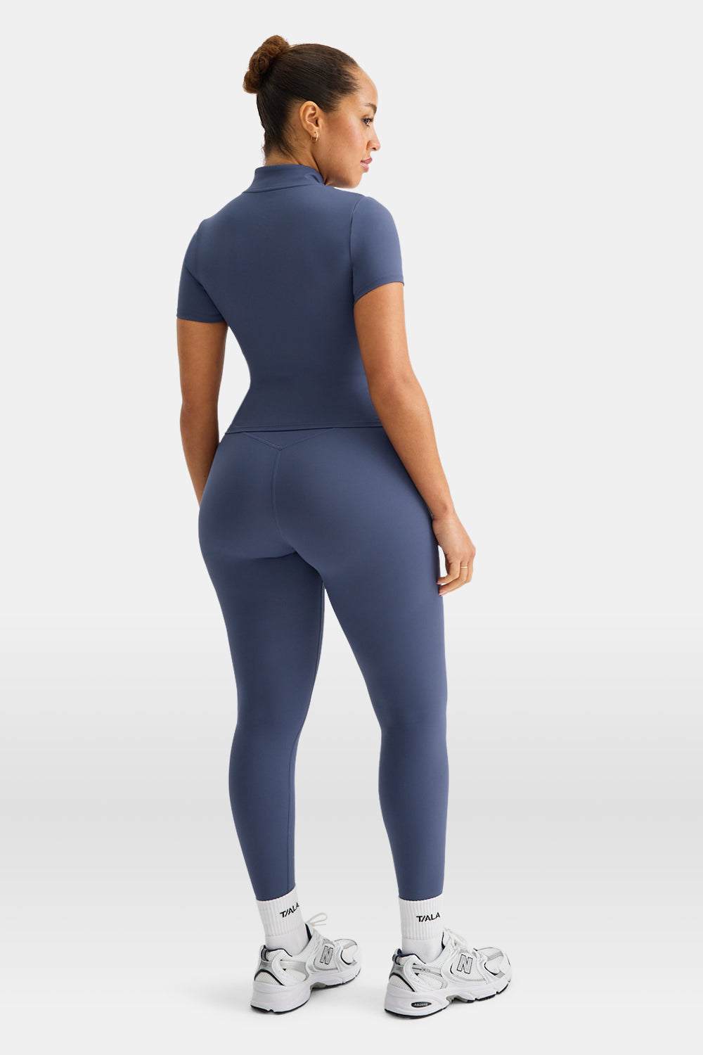 SKINLUXE SHORT SLEEVE ZIP THROUGH RUNNING TOP - VINTAGE BLUE