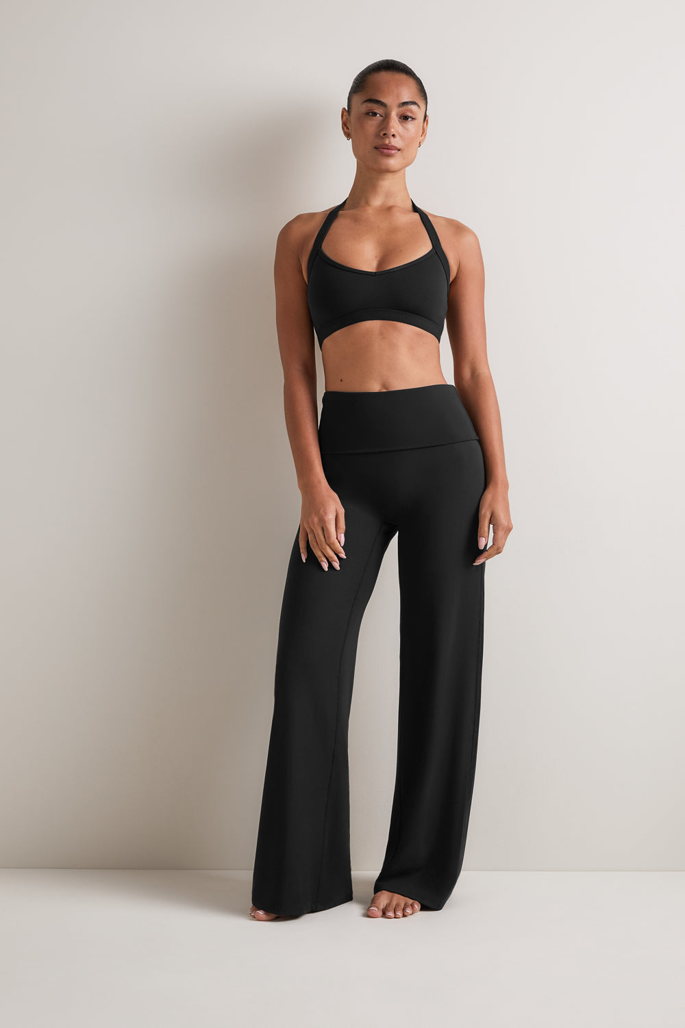 SoftSet V Neck Halter Sports Bra - Black