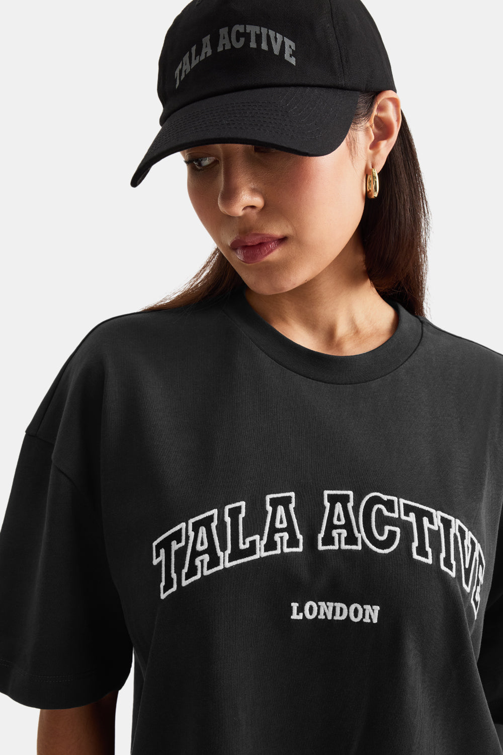 TALA ACTIVE APPLIQUE TEE - VINTAGE BLACK