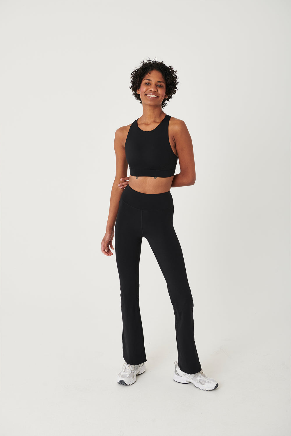 SKINLUXE OPEN BACK SPORTS BRA - SHADOW BLACK