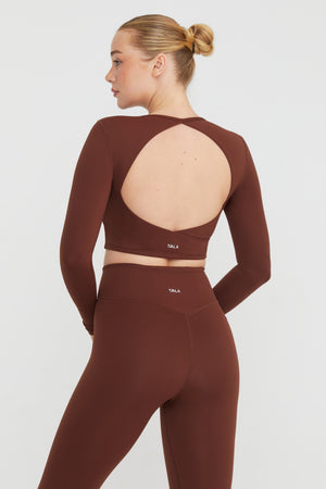 DAYFLEX OPEN BACK LONG SLEEVE TOP - WALNUT