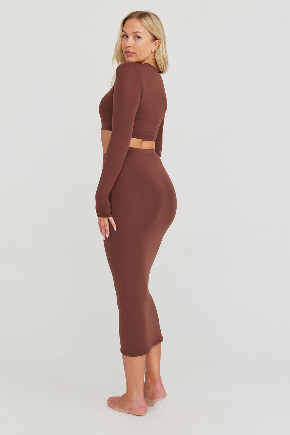 365 BODYCON MIDI SKIRT - CHOCOLATE – TALA