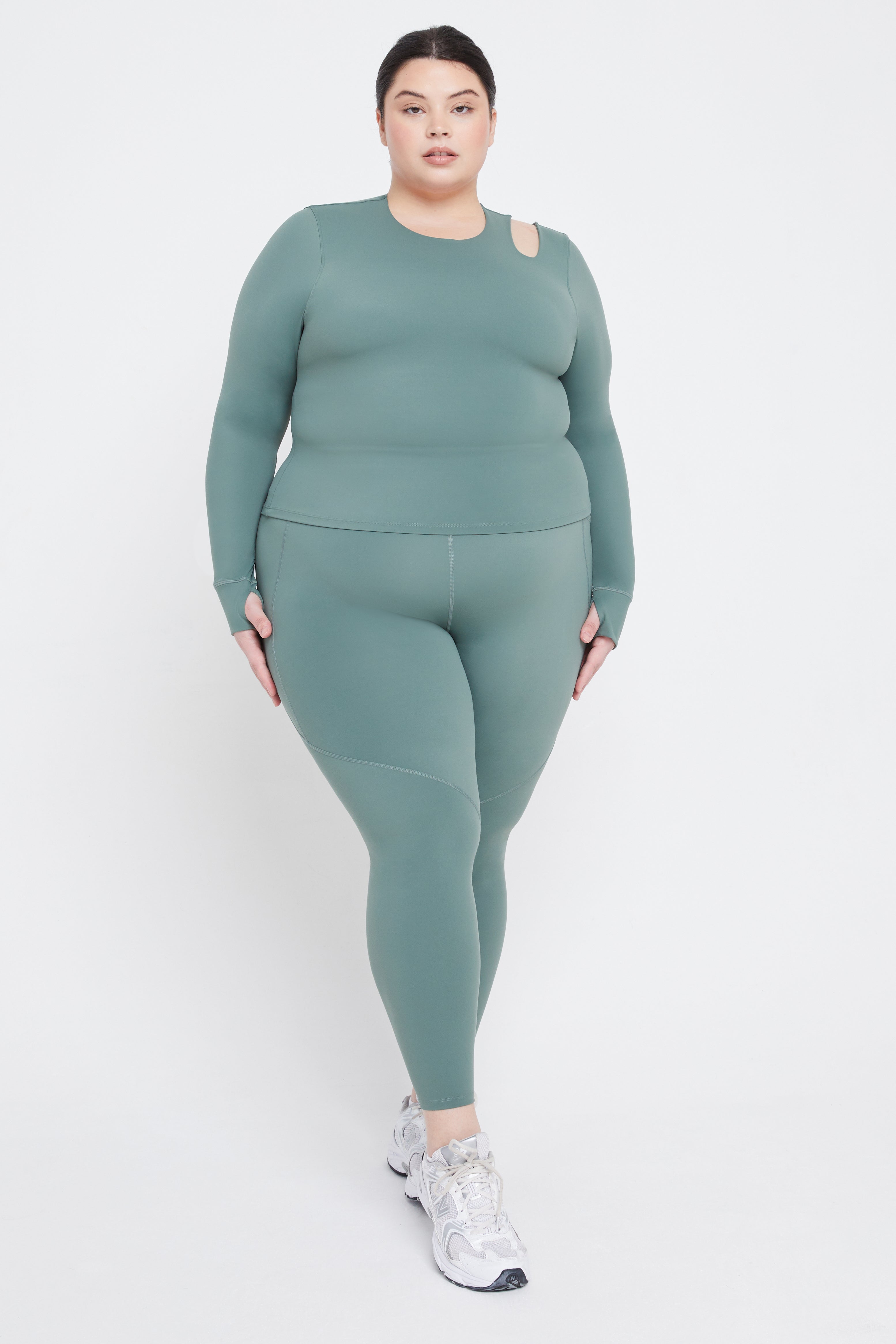 GREEN SUSTAINABLE GYM WEAR TALA Tagged Long Sleeve Tops
