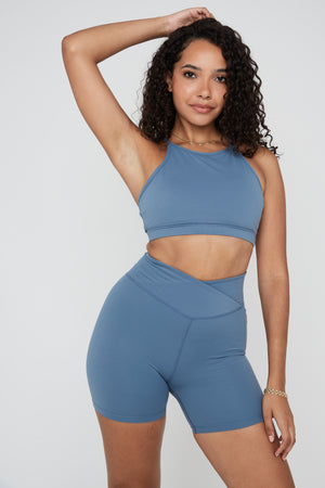 DAYFLEX HIGH NECK KEYHOLE SPORTS BRA - MINERAL BLUE
