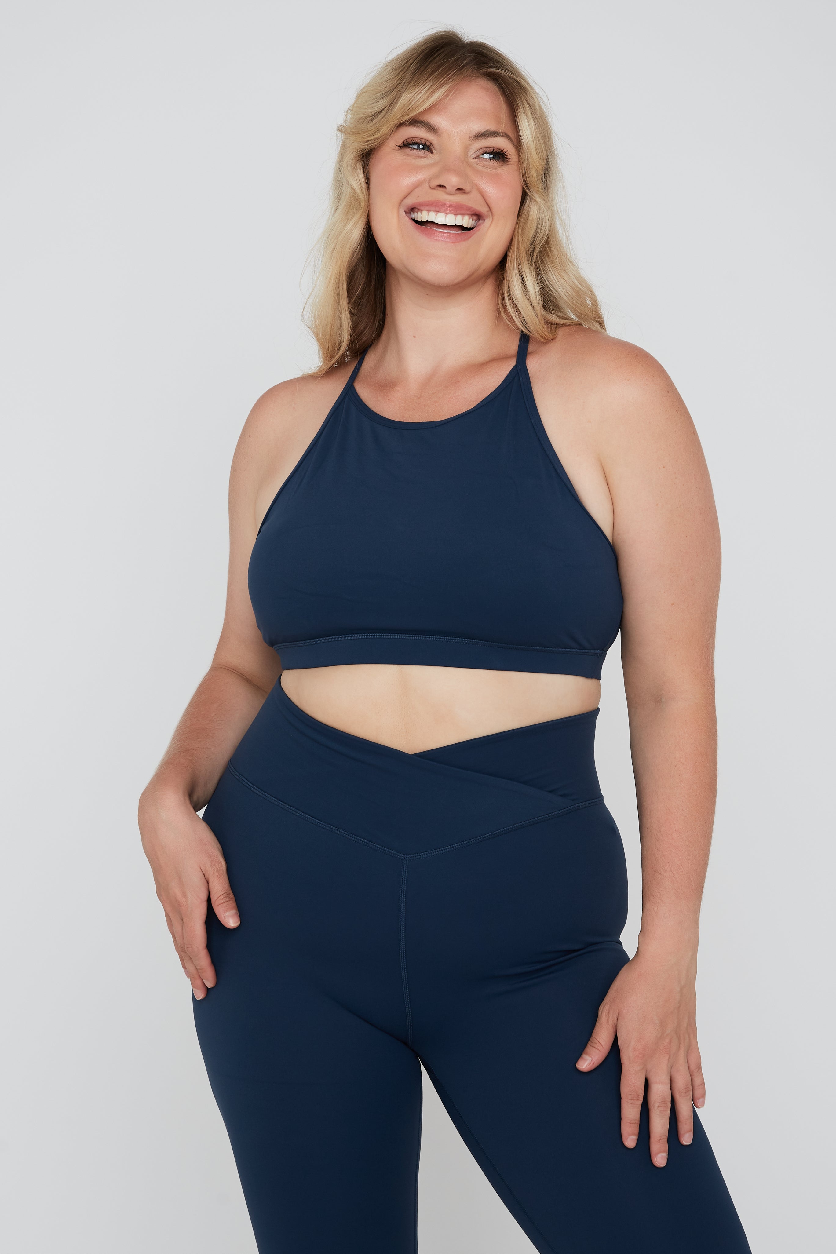 DayFlex High Neck Keyhole Sports Bra - Sea Blue