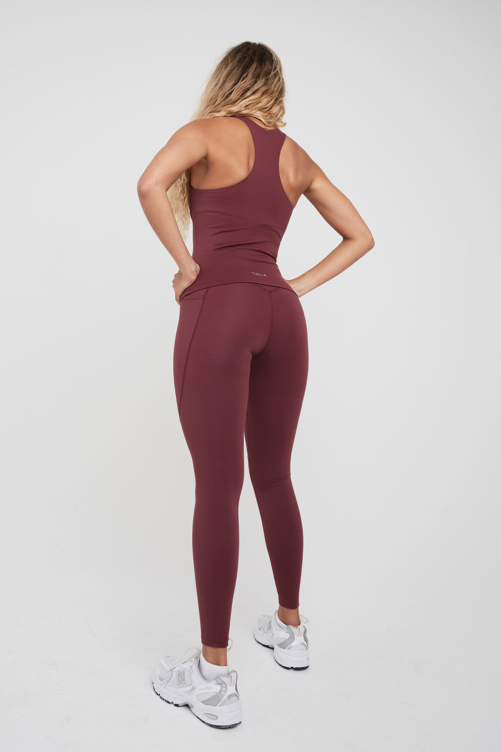 SkinLuxe High Waisted Pocket Leggings - Dark Cherry